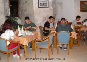 Klikni na sliku za uveanu verziju